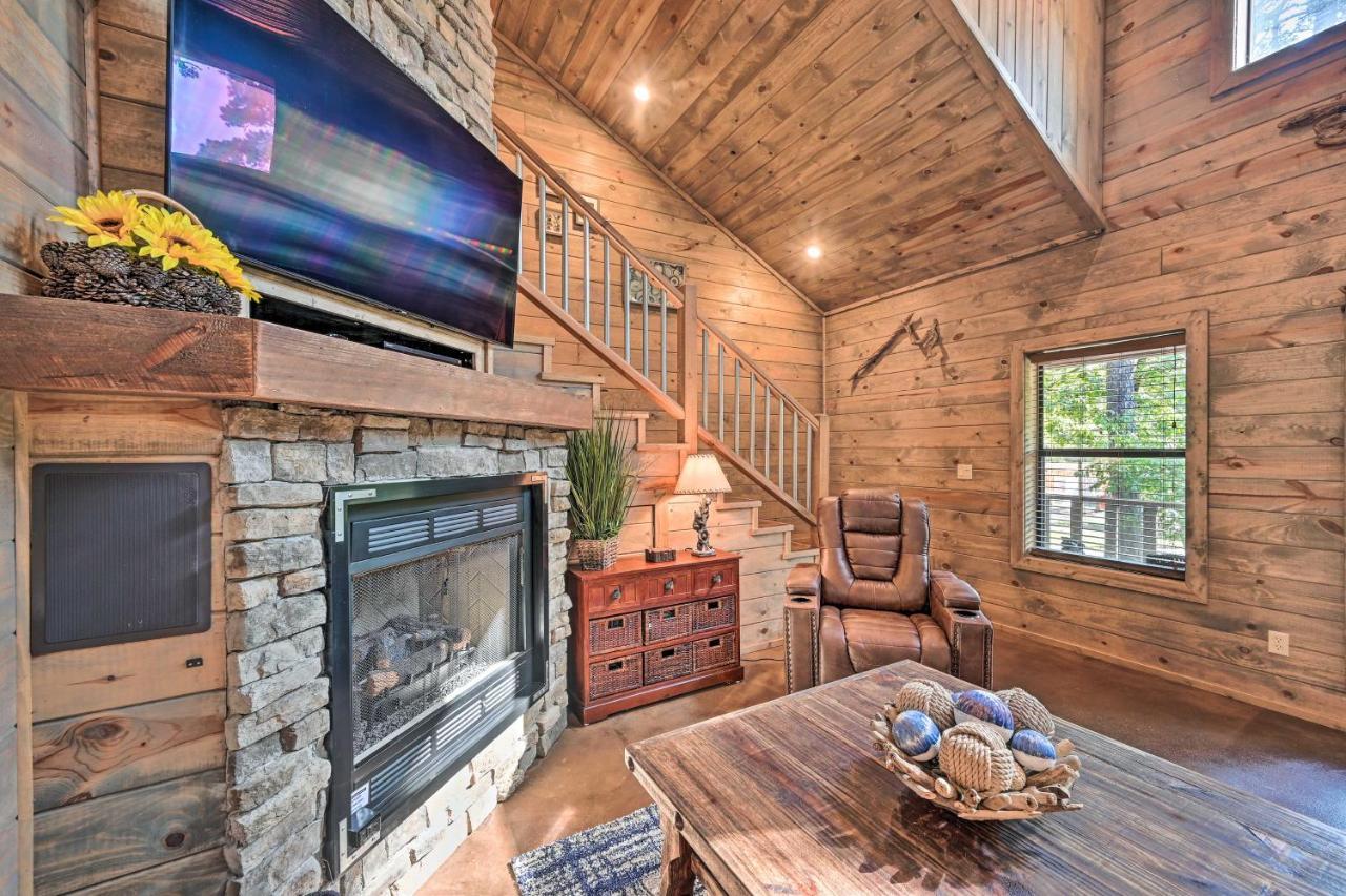 Luxe Broken Bow Cabin With Tesla Charging Station Stephens Gap Eksteriør billede
